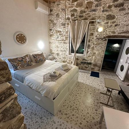 Cocooning Blue House Elafonisi Hotel Vathi  Exterior photo