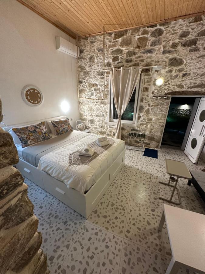 Cocooning Blue House Elafonisi Hotel Vathi  Exterior photo