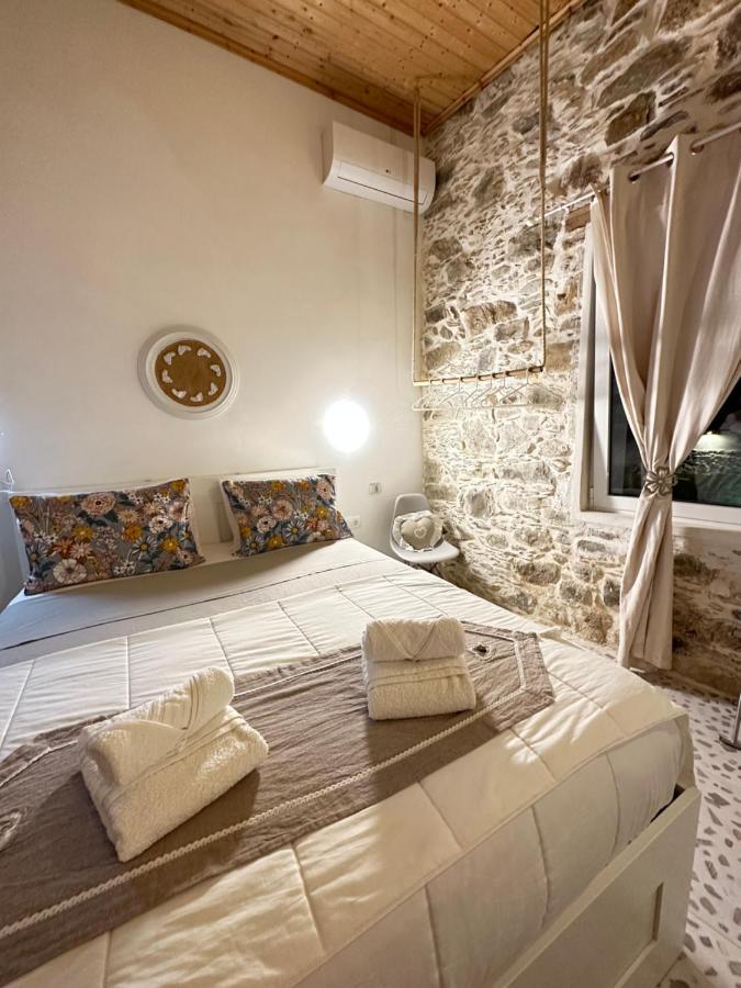 Cocooning Blue House Elafonisi Hotel Vathi  Exterior photo